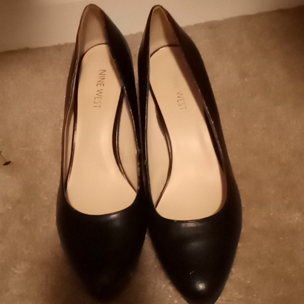 Shoe